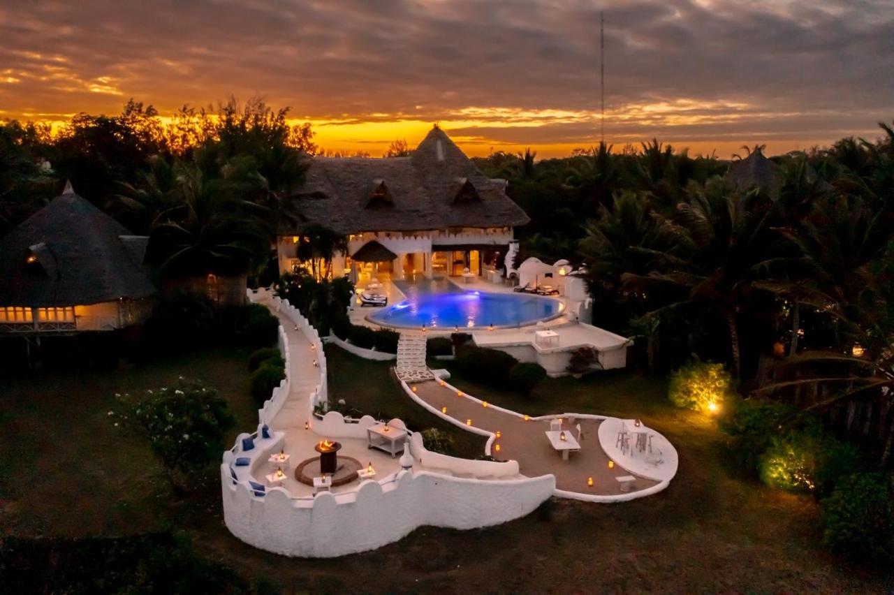 Nuri Boutique Hotel & Villas Msambweni Exterior photo